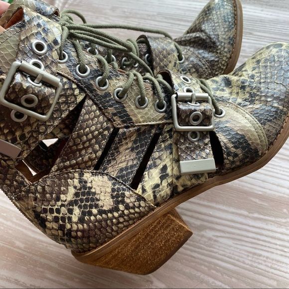 Jeffrey Campbell x Free people Point Toe Heel RARE cowboy Snakeskin boot size 7 - Picture 10 of 14